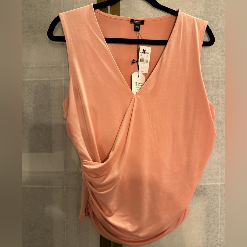 Express Body Contour Collection NWT L - Picture 1 of 3